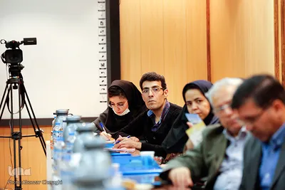 نشست نقش گردشگری در اشتغال و کارآفرینی دانشجویان