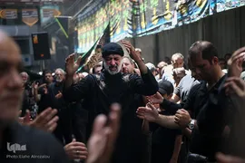 عزاداری عاشورا در چهارراه گلوبندک