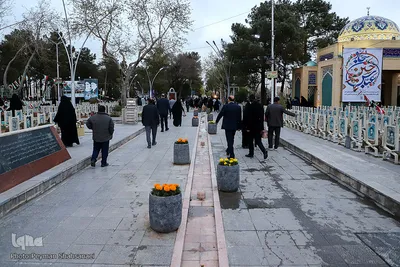 تحویل سال نو در گلستان شهدای اصفهان