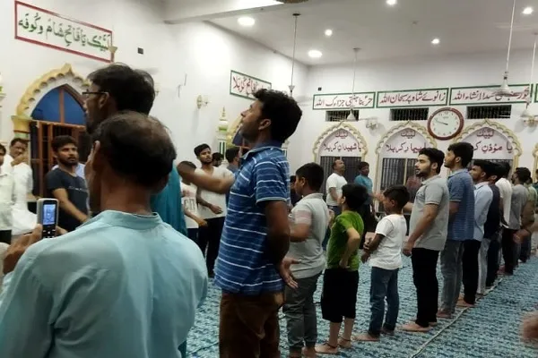 امام محمد باقر (ع) کی شہادت پر حوزہ علمیہ آیۃ اللہ خامنہ ای بھیک پور،بہار کی جانب سے شام غربت