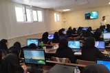 دختران در اردوی آموزش بازی‌سازی شرکت می‌کنند