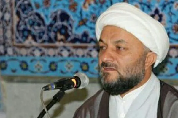 احسان و نیکوکاری جامعه را متعادل می‌کند