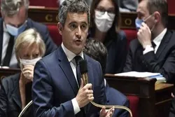 Frances Closes 9 Mosques