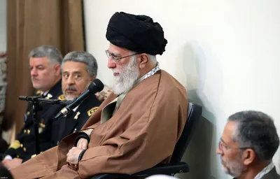 دیدار فرماندهان نیروی دریایی ارتش با فرمانده کل قوا 