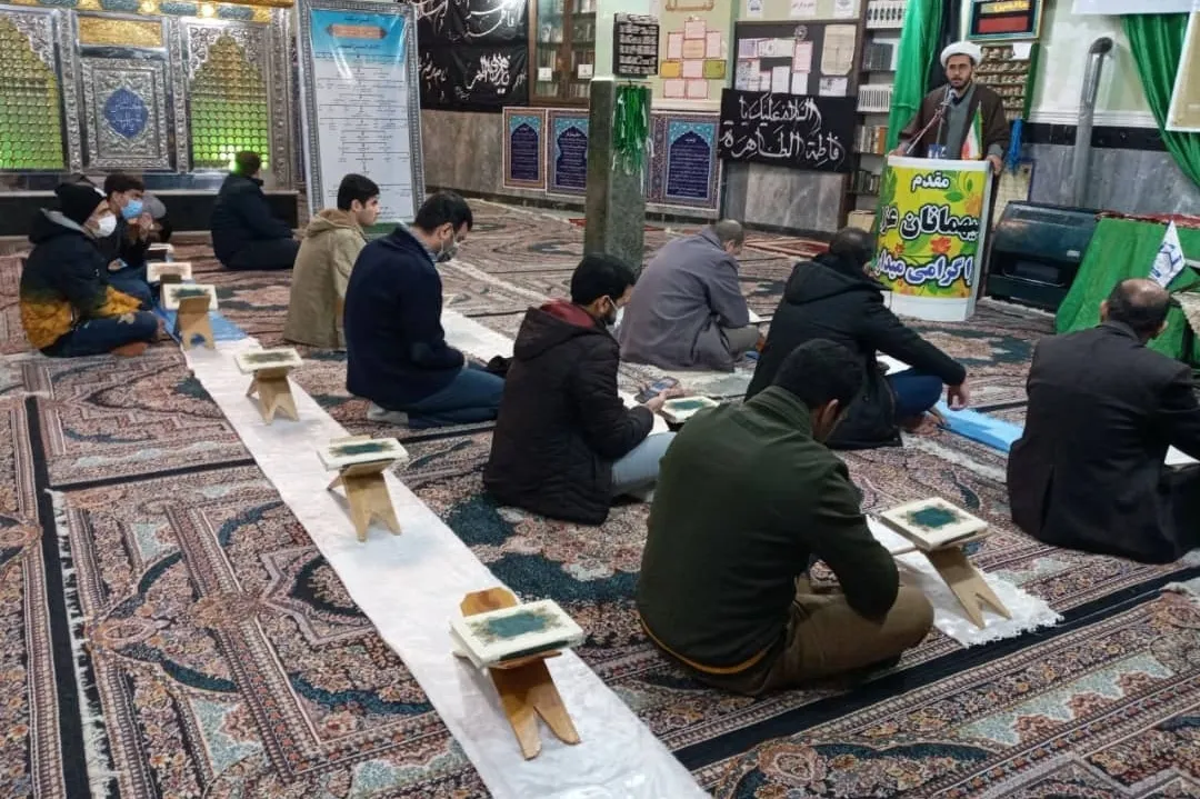 اجرای محافل در شهرستان نهاوند به همت کاروان قرآنی سربازان حاج قاسم + عکس
