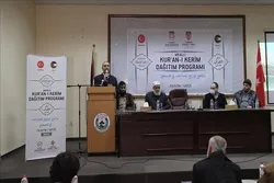 Turkiyya na raba kwafin kur'ani 50,000 a Falasdinu