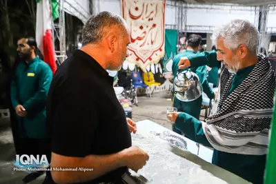 خدمت رسانی مواکب حسینی در مرز شلمچه عکاس محمد محمدعلی پور