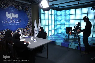 هجدهمین نشست با یاوران وحی