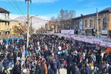 شادپیمایی یک‌کیلومتری «نیمه‌ شعبان» در کرمانشاه برگزار شد