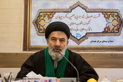 نشست خبری رئیس ستاد اجرایی چهلمین سالگرد انقلاب در همدان