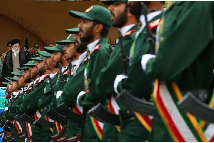 فرهنگ پاسداری، ذلت‌ناپذیر است