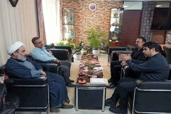 مرمت بقاع متبرکه و اماکن مذهبی کردستان نیازمند همکاری است