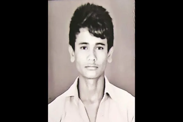 سوروپ وہار دہلی میںسرفراز کے اہل خانہ سے جمعیۃ کے وفد کی ملاقات