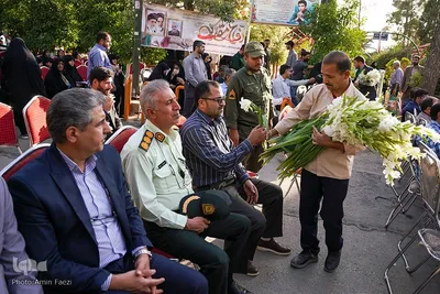 گلباران مزار شهدا در دارالرحمه شیراز