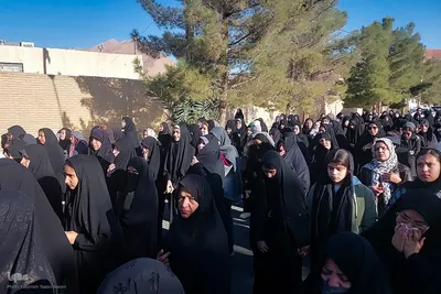 تشییع پیکر شهید گمنام دفاع مقدس در انارک