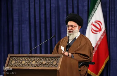 دیدار رهبر معظم انقلاب اسلامی با مردم قم