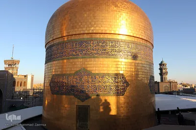 آئین تعویض پرچم گنبد مطهر رضوی در آستانه ماه محرم
