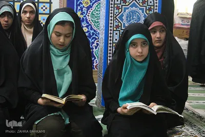 مرحله ناحیه‌ای مسابقات قرآن بسیج خواهران - اراک/عکاس:زهرا بهرامی