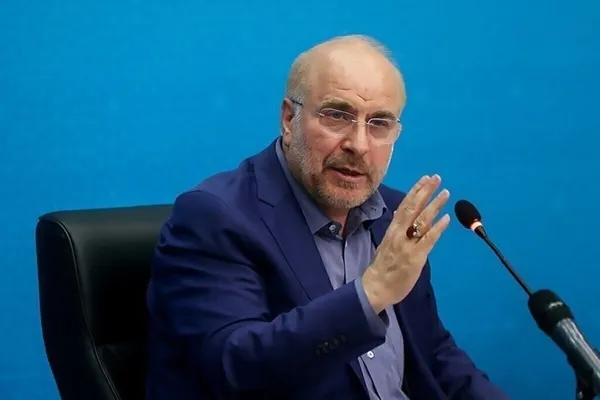 حل مشکلات اقتصادی با پشتیبانی مردم محقق می‌شود