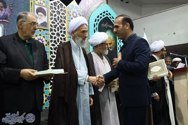 نهمین اجلاسیه استانی نماز در  پردیس دانشگاه مازندران