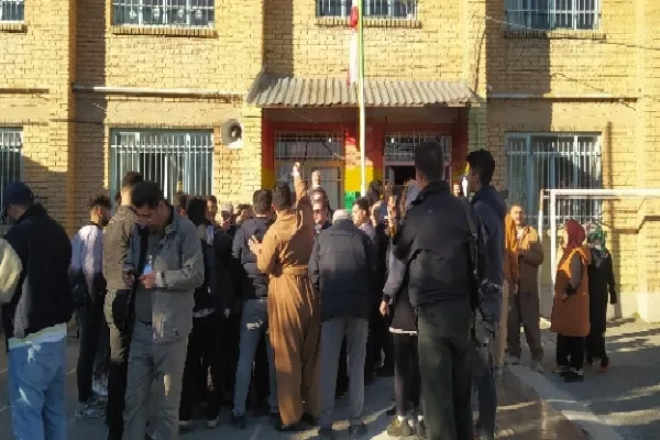 مردم کردستان مشارکت مطلوب و حضور بیش از حد انتظار  در انتخابات دارند
