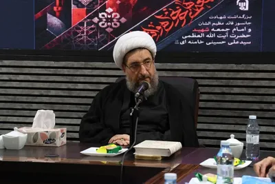 تجلیل از خادمان نماز جمعه تبریز