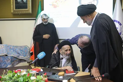 مراسم بزرگداشت آیت‌الله سیدمصطفی حسینی دشتی
