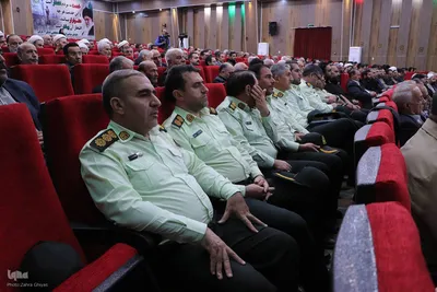نشست فرمانده انتظامی آذربایجان شرقی با گروه های مرجع و اقشار تاثیرگذار