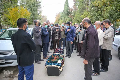 مراسم تشییع حافظ قران مرحوم استاد پرویز رمضانی‎‎