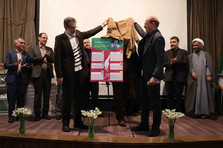 «قصه‌گوی ظهر جمعه» در شیراز تجلیل شد