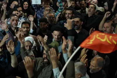 موج ۱۰۰؛ حضور باشکوه رزمندگان خیابان در حمایت از رزمندگان میدان