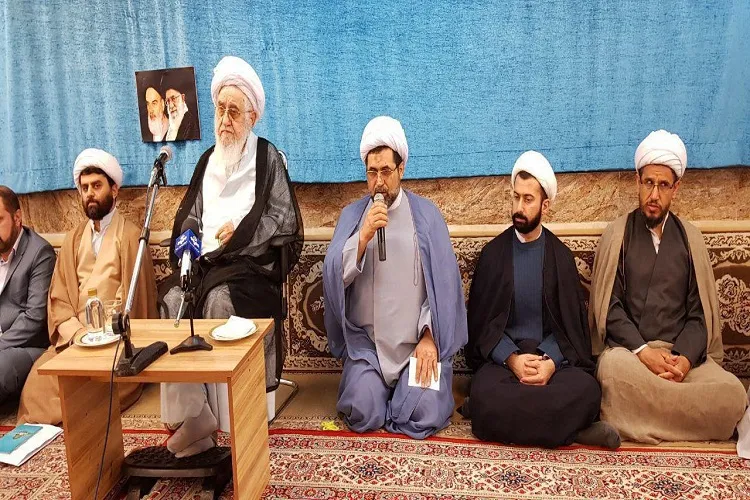 روحانیون خیمه‌های معرفت پیام‌رسان واقعی اسلام هستند