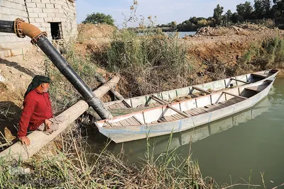 قایق سواری در رود کرخه از دیگر تفریحات گردشکران در حمیدیه است.