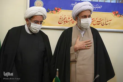 اهدای انگشتر حاج قاسم سلیمانی به حرم‎ شاهچراغ(ع)