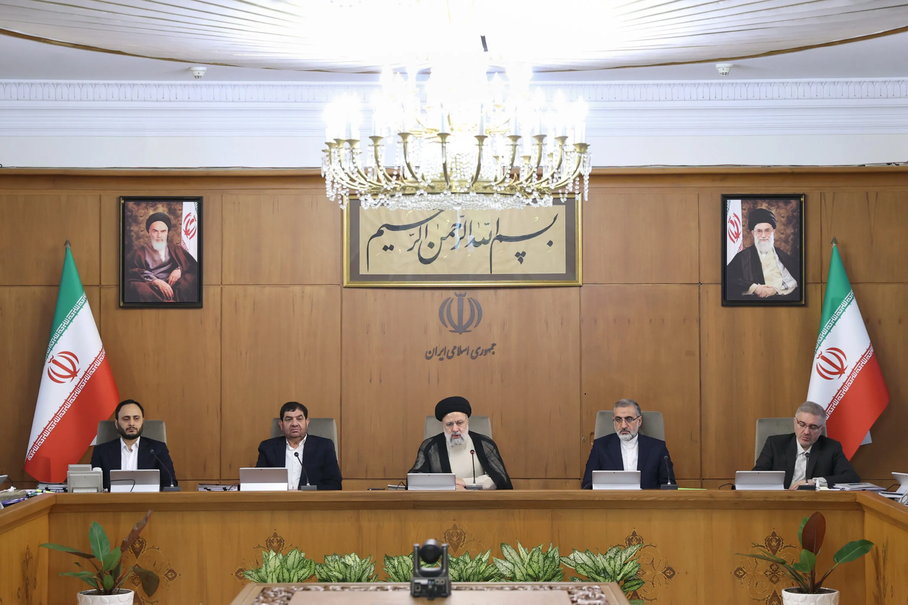 تأکید رئیس‌جمهور بر فراهم کردن بستر افزایش نشاط اجتماعی