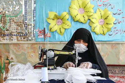 تولید ماسک توسط گروه جهادی و خادمین در امامزاده حسن(ع)