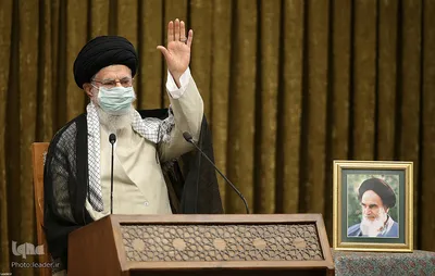 حضرت آیت‌الله خامنه‌ای، فرمانده معظم کل قوا 