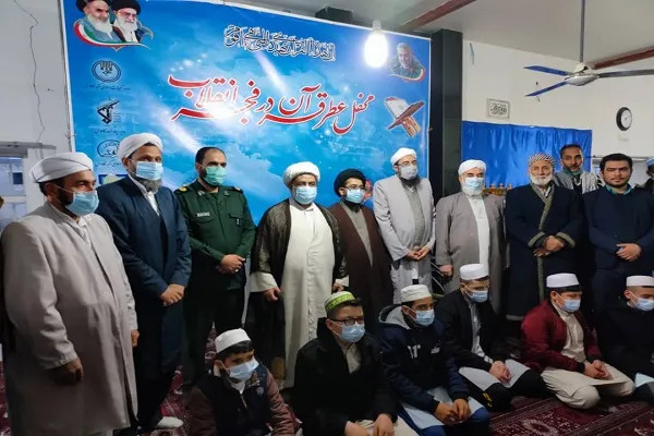 محفل «عطر قرآن در فجر انقلاب» در گنبد کاووس برگزار شد