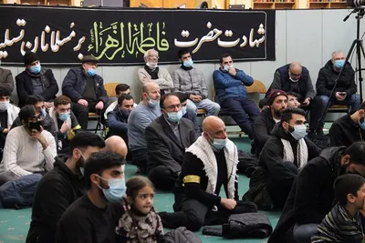 Große Anteilnahme an der Gedenkfeier für Fatima Zahra