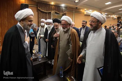 مراسم روز پژوهش و نکوداشت حجت‌الاسلام والمسلمین عبدالکریم بی‌آزار شیرازی، از پیشکسوتان تقریب در دانشگاه مذاهب اسلامی