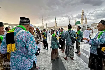 زائران بین‎المللی مدینه پیش از اعزام به مکه