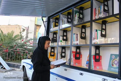 آیین رونمایی از دو دستگاه کتابخانه عمومی سیار در استان فارس
