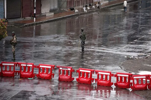 تشدید حالت آماده‌باش در کشمیر