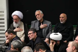 مراسم عزاداری شب تاسوعای حسینی در حسینه امام‌خمینی(ره)