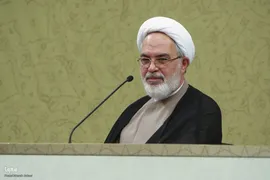 حجت‌الاسلام حمیدرضا ارباب‌سلیمانی در مراسم اختتامیه نشست استادان، قاریان و حافظان قرآن