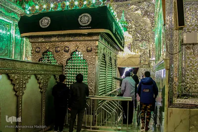 آیین تعویض پرچم گنبد آستان مقدس احمدی و محمدی شاهچراغ(ع)‎‎
