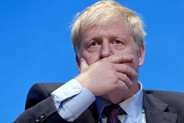 Johnson, Muhafazakar Partinin Müslümanlara karşı duyarsız olduğu izlenimini artırıyor