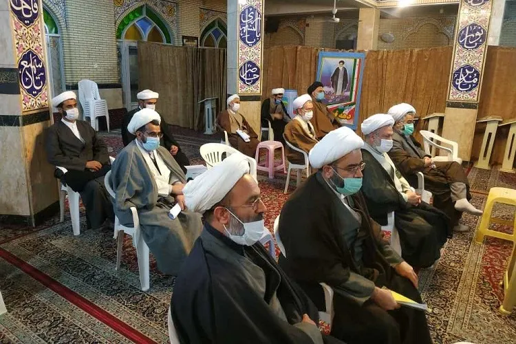 ائمه جماعات مساجد شیراز گردهم آمدند