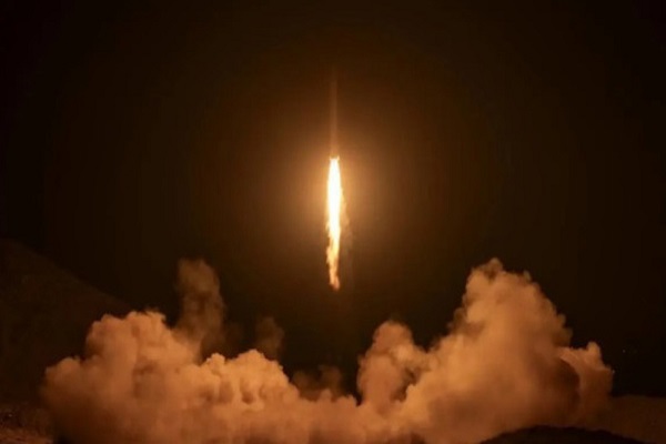 Iran’s Khatam al-Anbiya Central Headquarters Vows Crushing Response’ to US An Iranian missile launched against enemy targets