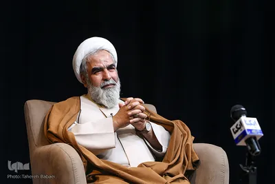 حجت‌الاسلام والمسلمین روح‌الله حسینیان، رئیس مرکز اسناد انقلاب اسلامی